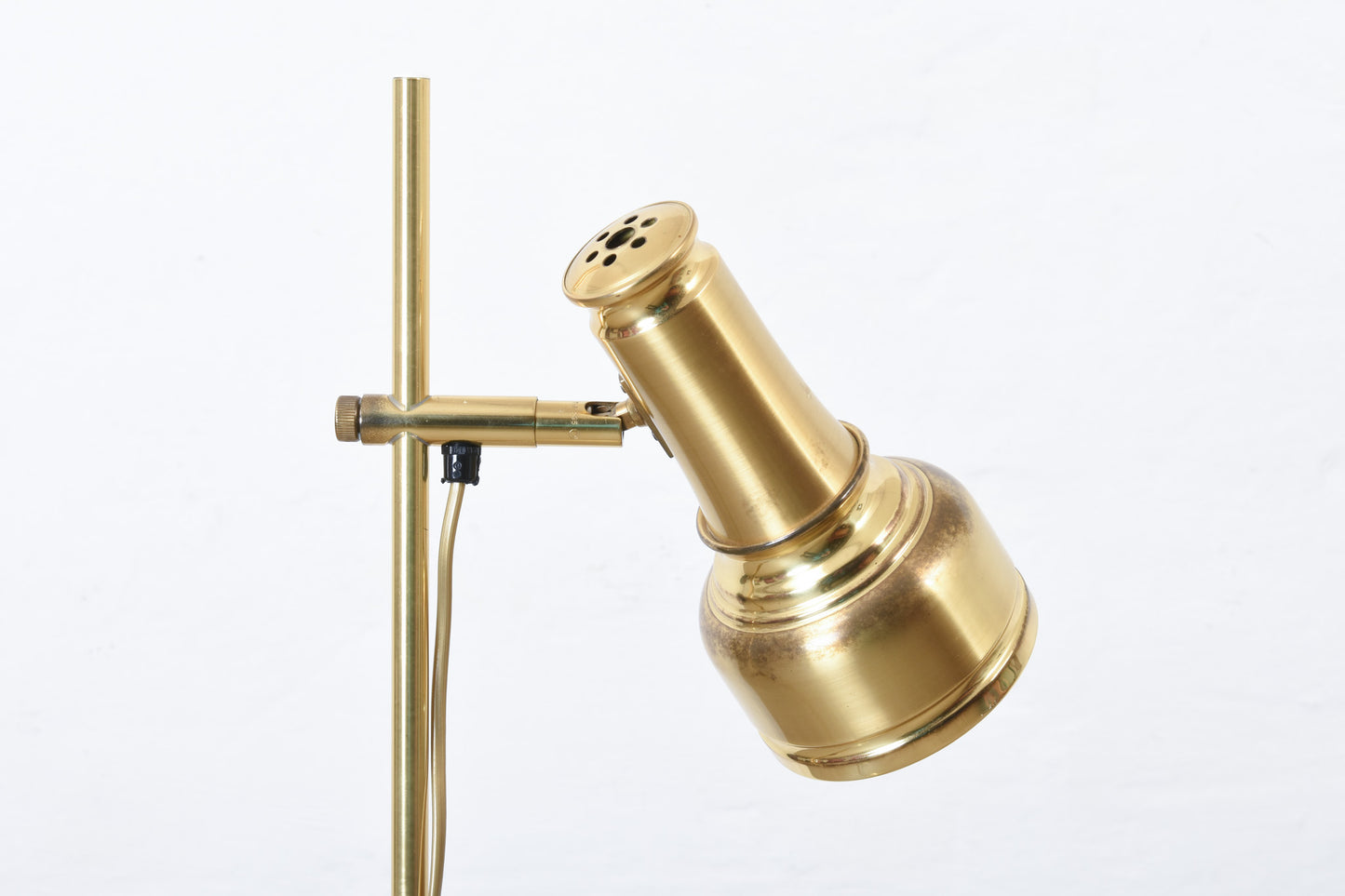 1970s height-adjustable brass floor lamp