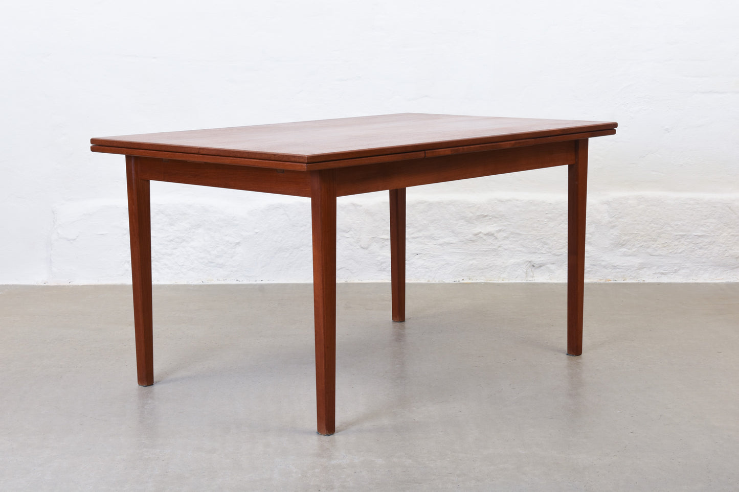 1960s extending dining table in teak - 138L cm