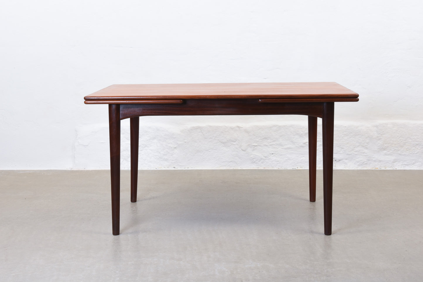 1960s extending dining table in teak - 138L cm