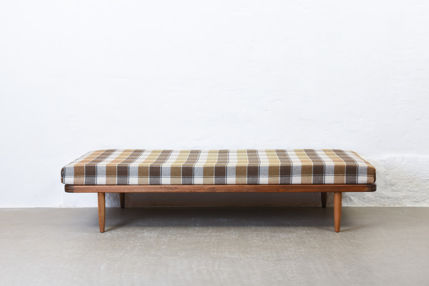 1960s day bed by Horsnæs Møbler