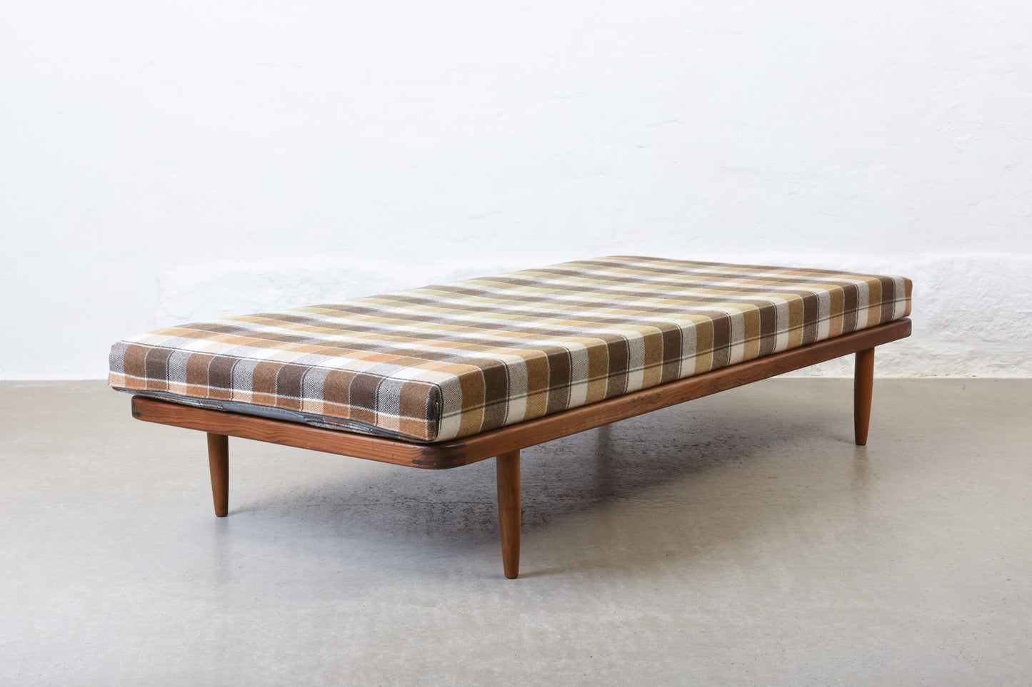 1960s day bed by Horsnæs Møbler