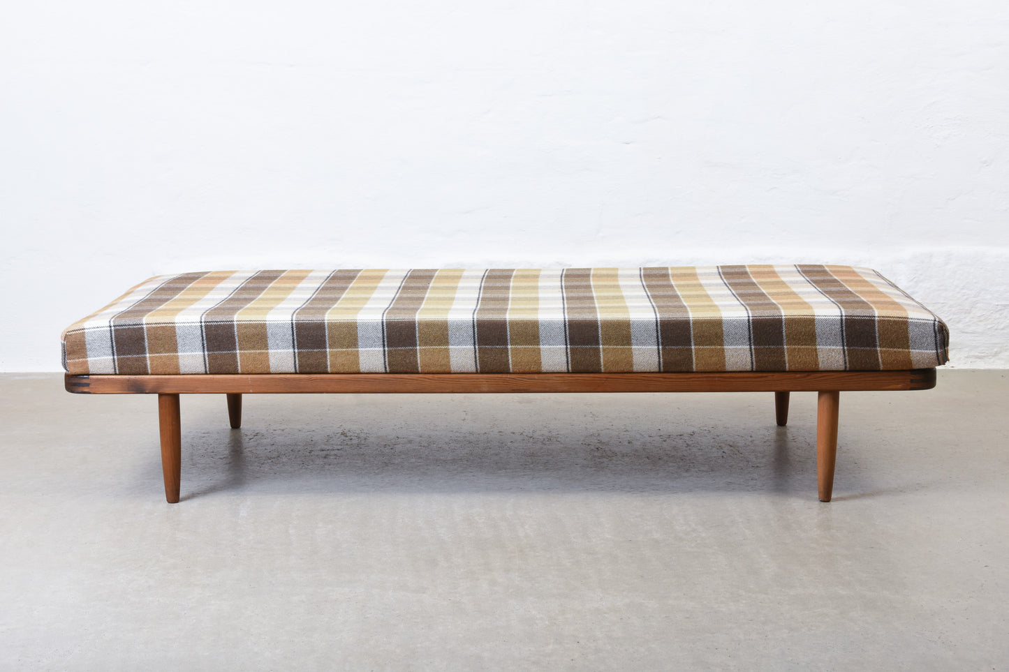 1960s day bed by Horsnæs Møbler