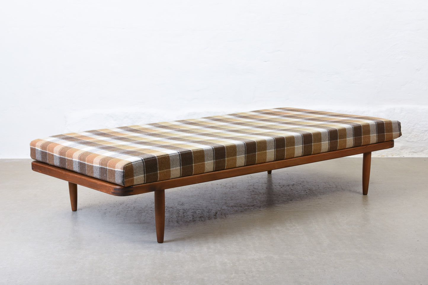 1960s day bed by Horsnæs Møbler