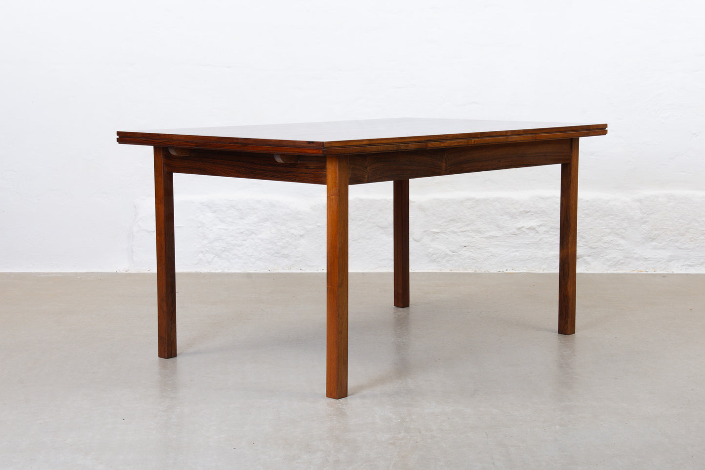 1960s extending dining table in rosewood