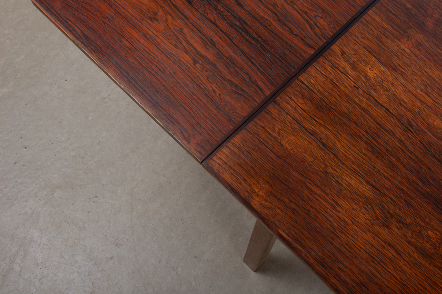 1960s extending dining table in rosewood