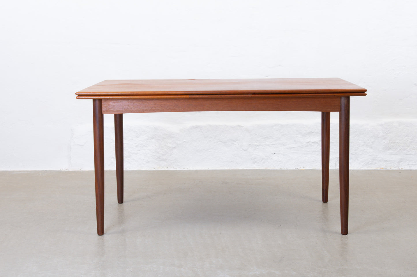 1960s extending dining table in teak - 140L cm