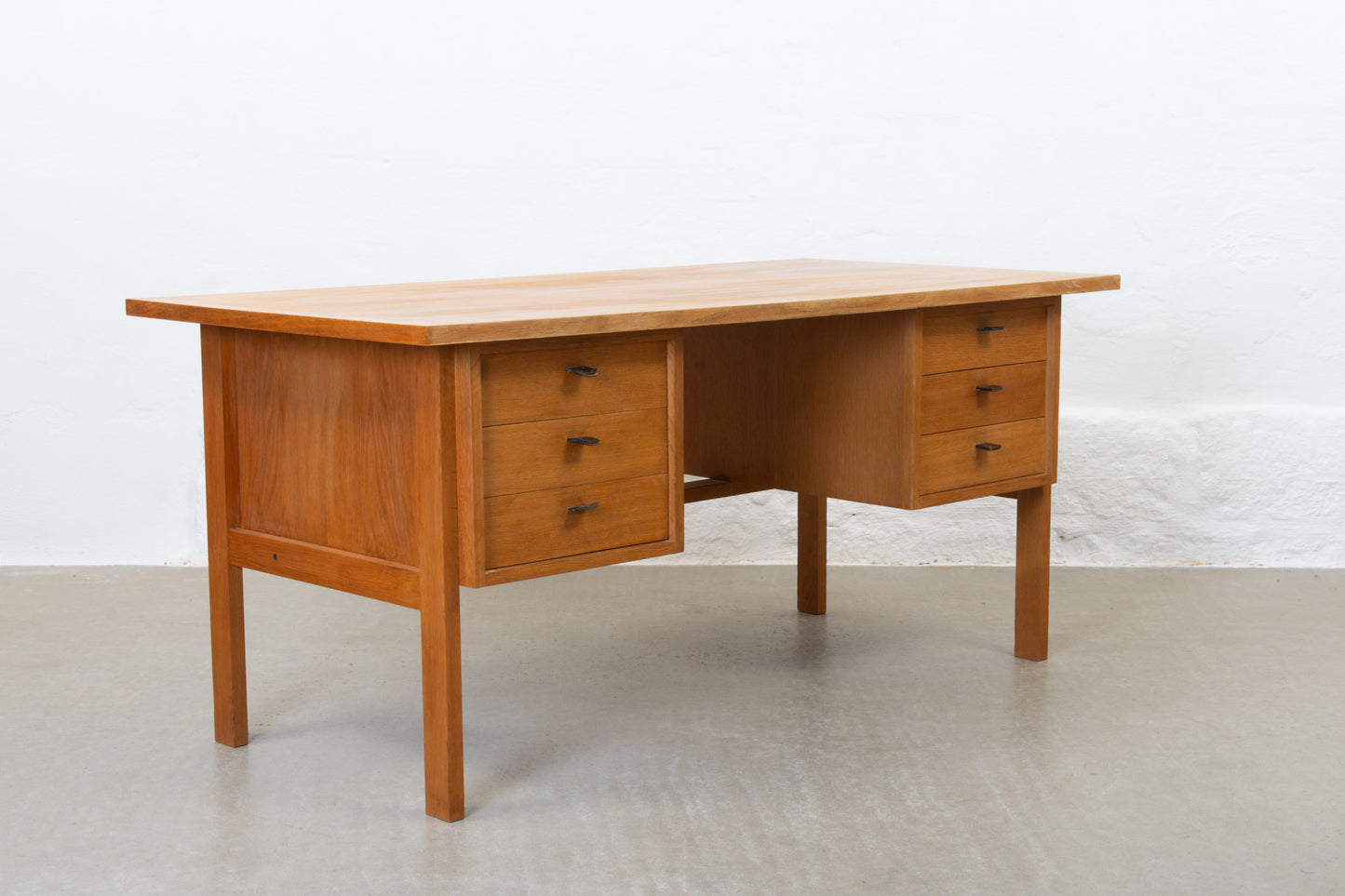 1960s twin pedestal desk in oak by Svend Aage Madsen