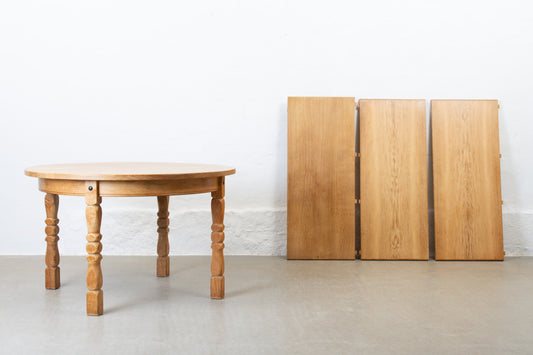 1970s extending circular dining table in oak