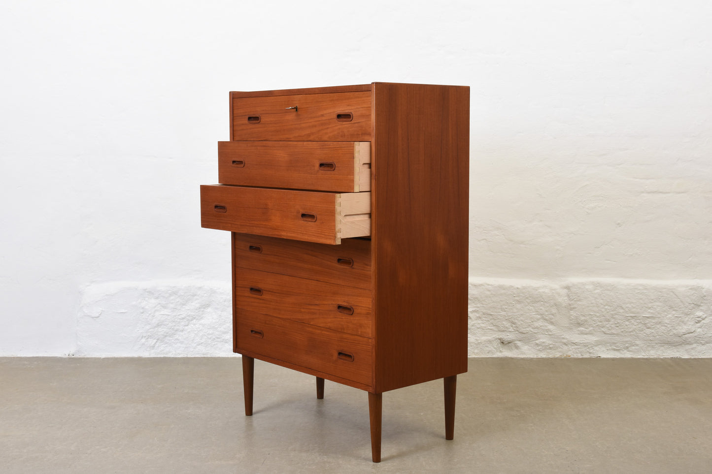 1960s teak chest of six drawers - 120H cm