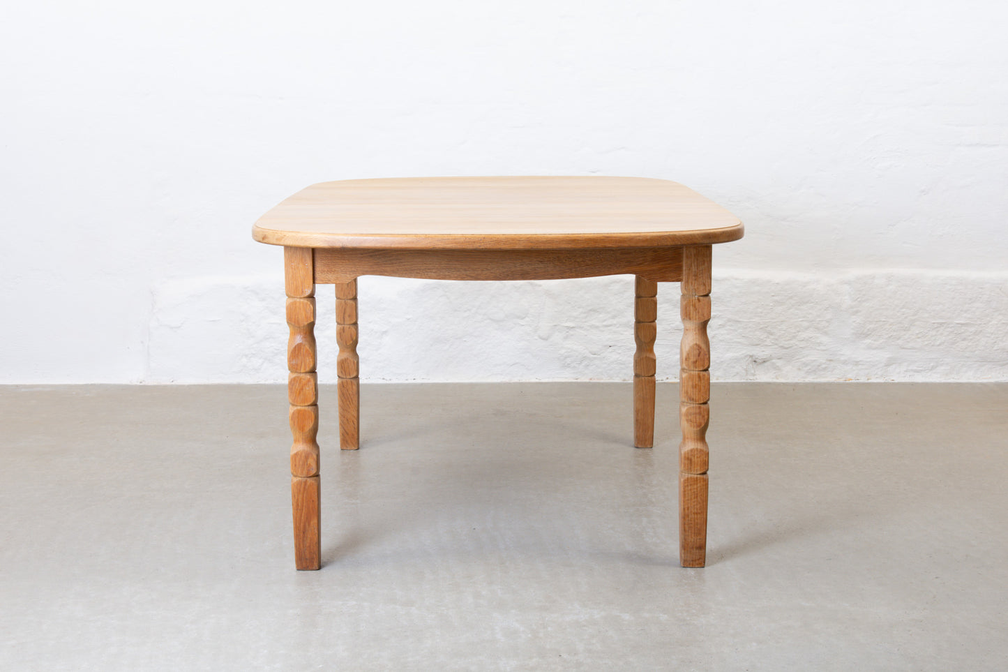 1970s extending oak dining table by CJ Rosengaarden