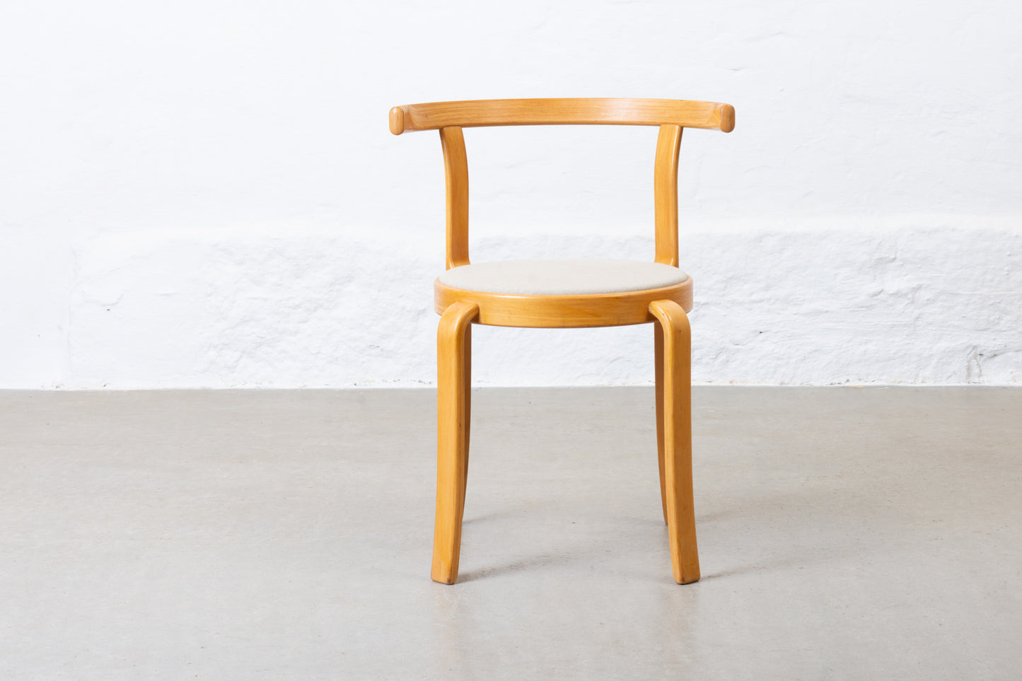 Newly reupholstered: Set of 'Series 8000' chairs by Rud Thygesen & Johnny Sørensen