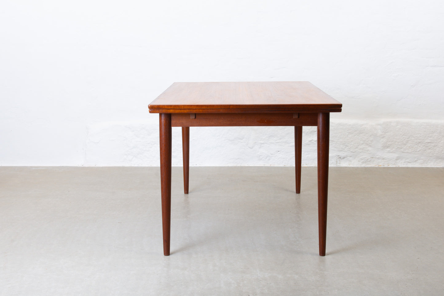 1960s extending teak dining table - 132L cm