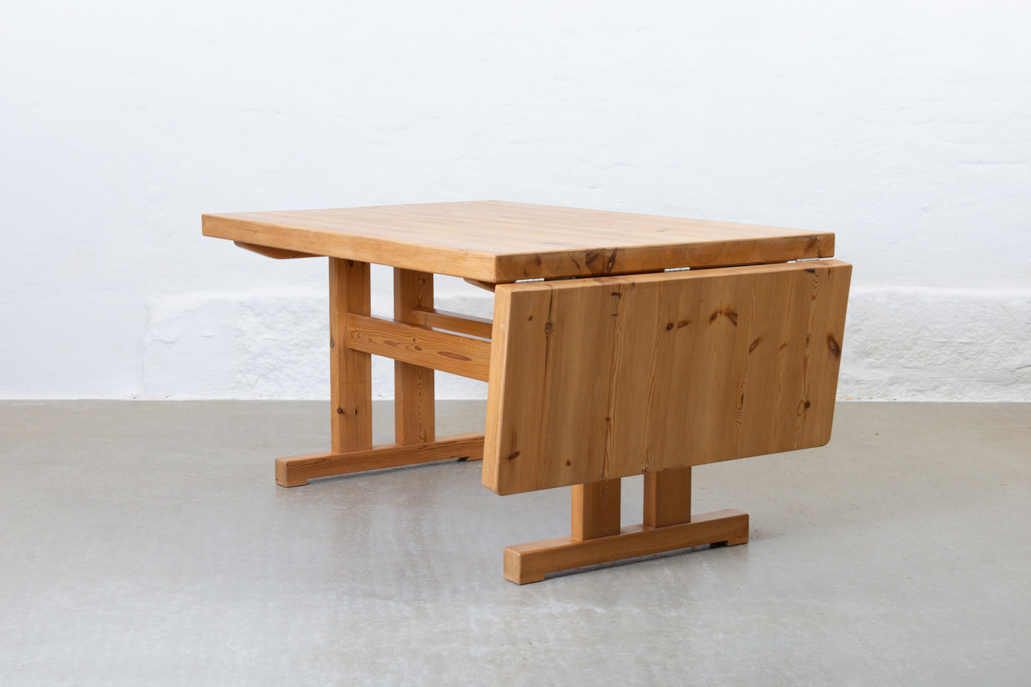 1970s drop leaf dining table in pine