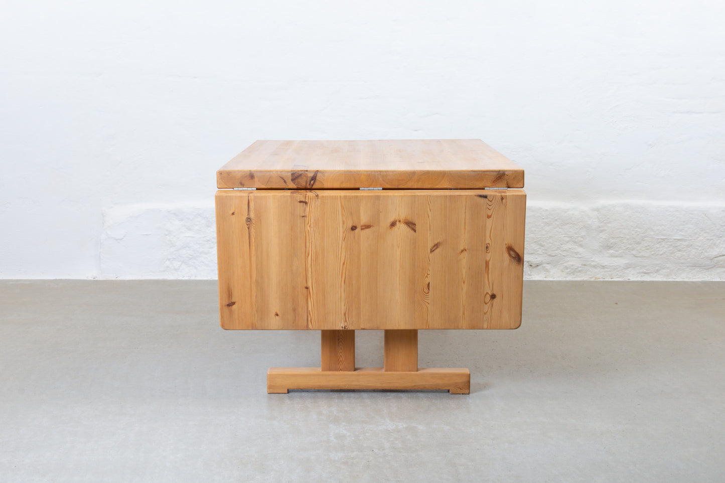 1970s drop leaf dining table in pine