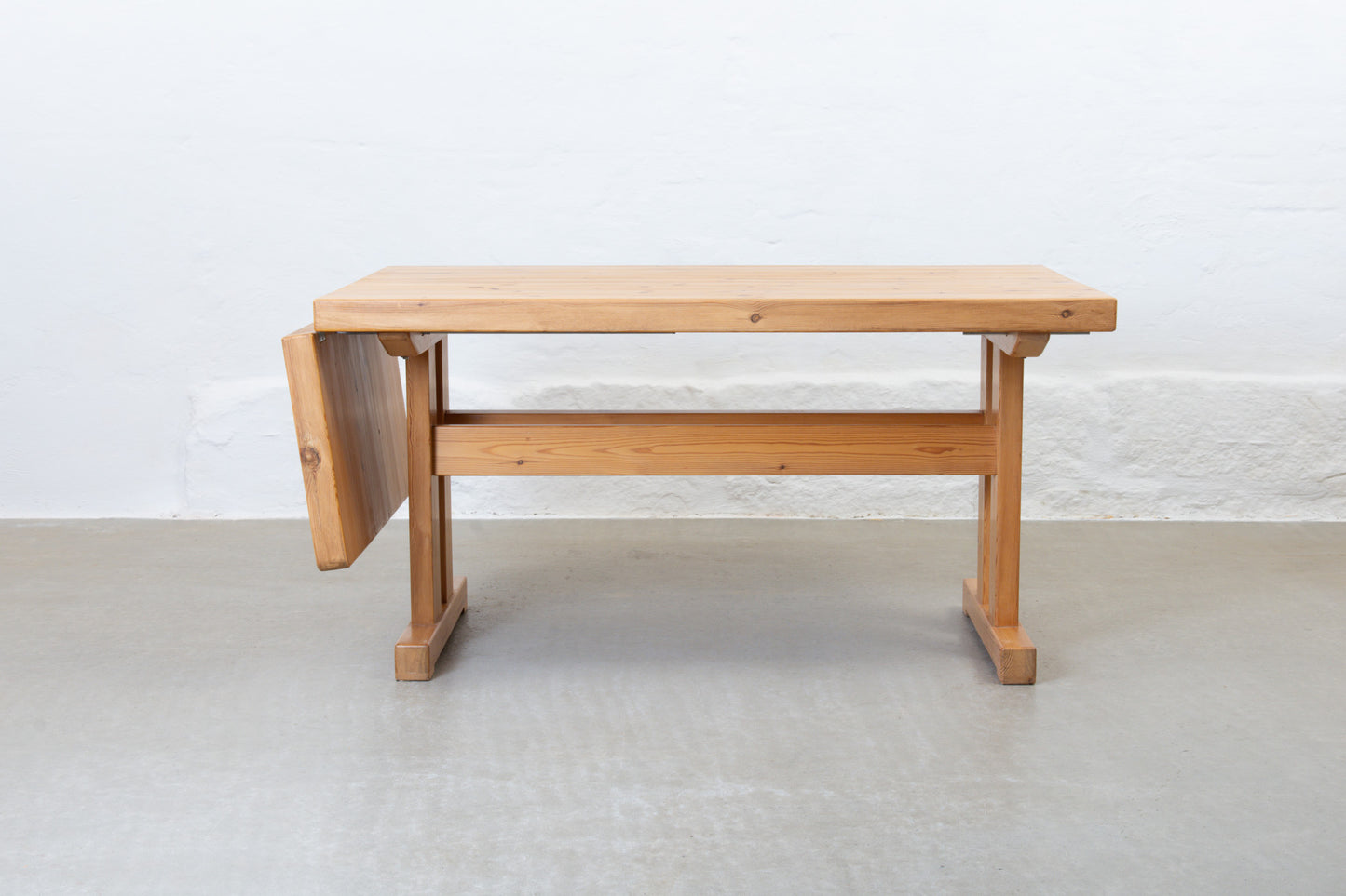 1970s drop leaf dining table in pine