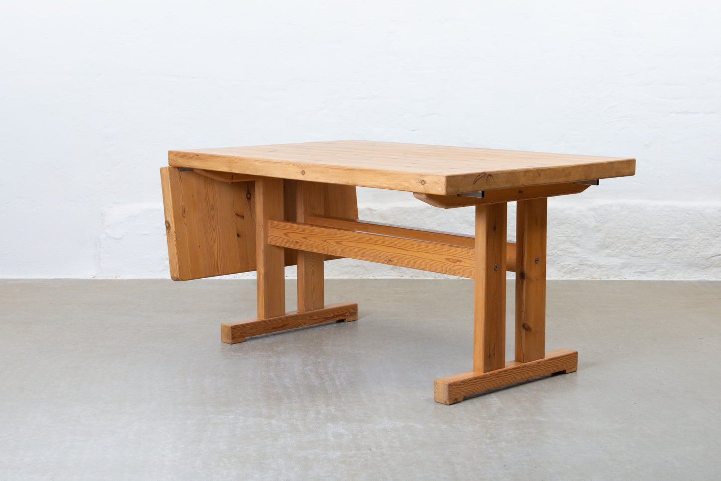 1970s drop leaf dining table in pine