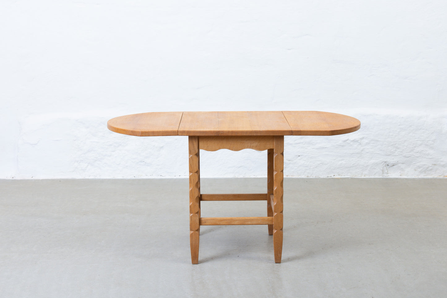 1970s drop leaf side table in oak