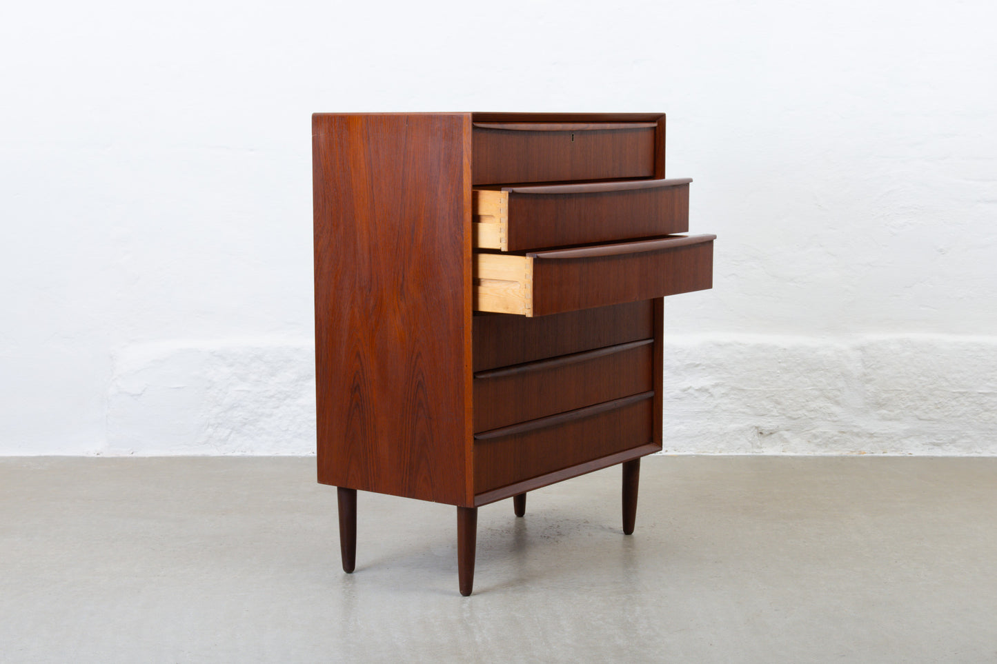 1960s teak chest of drawers with lipped handles