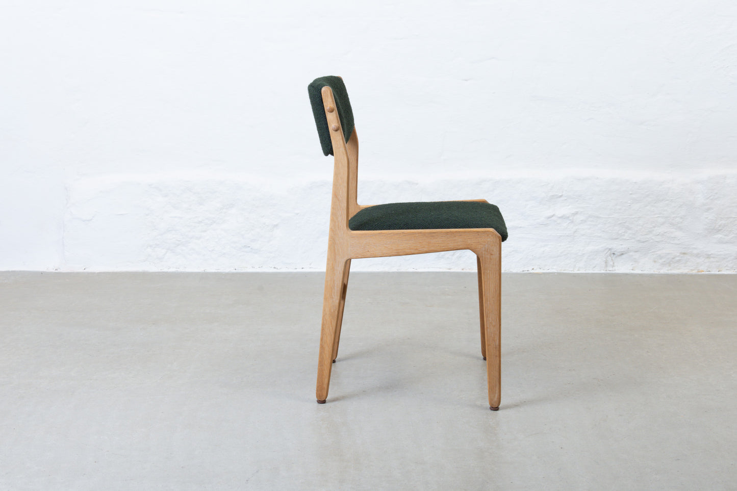 Newly reupholstered: 1950s set of oak chairs by J.C.A. Jensen Møbelfabrik