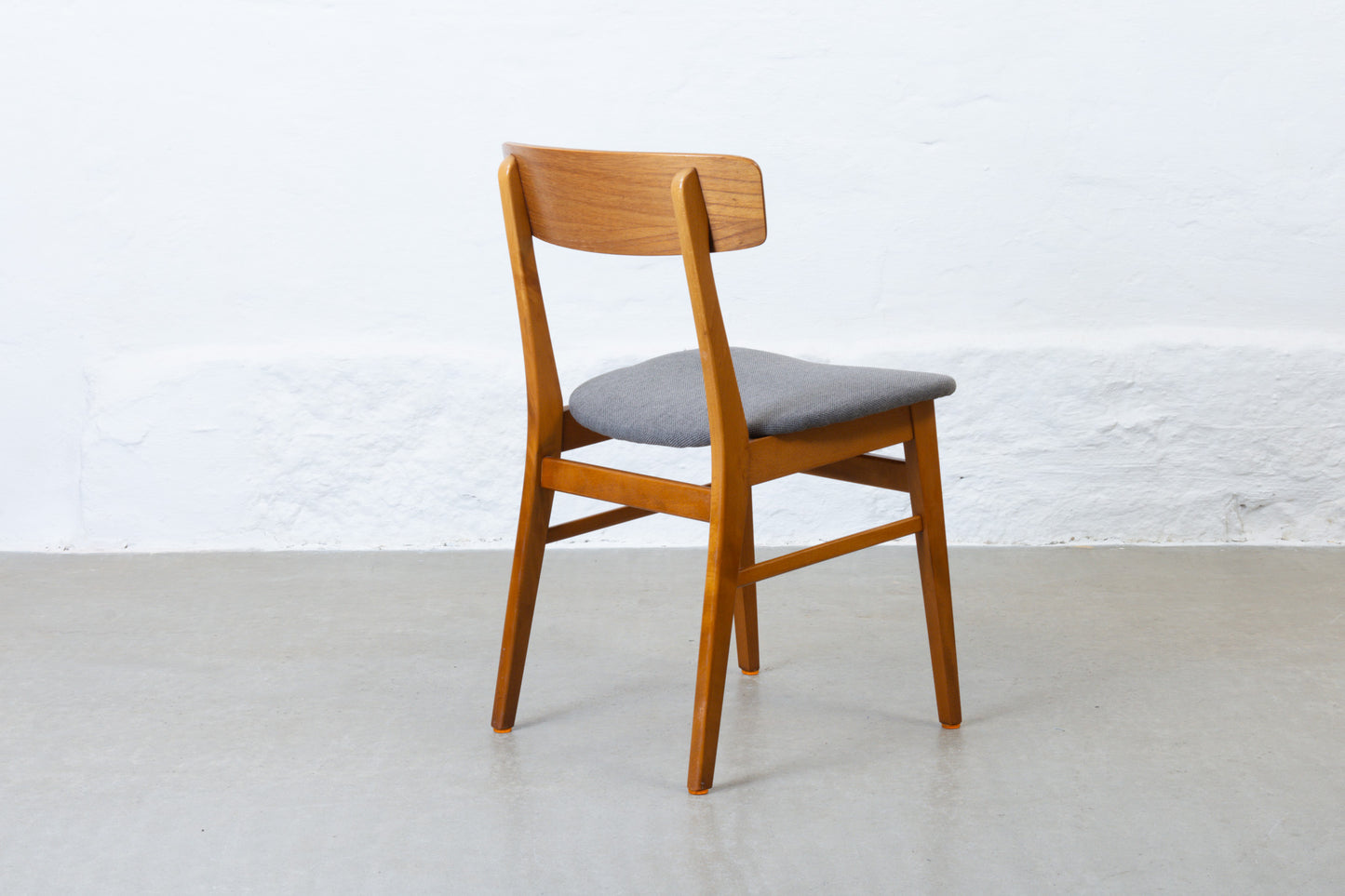 Newly reupholstered: 1960s set of teak + beech chairs by Farstrup Møbler