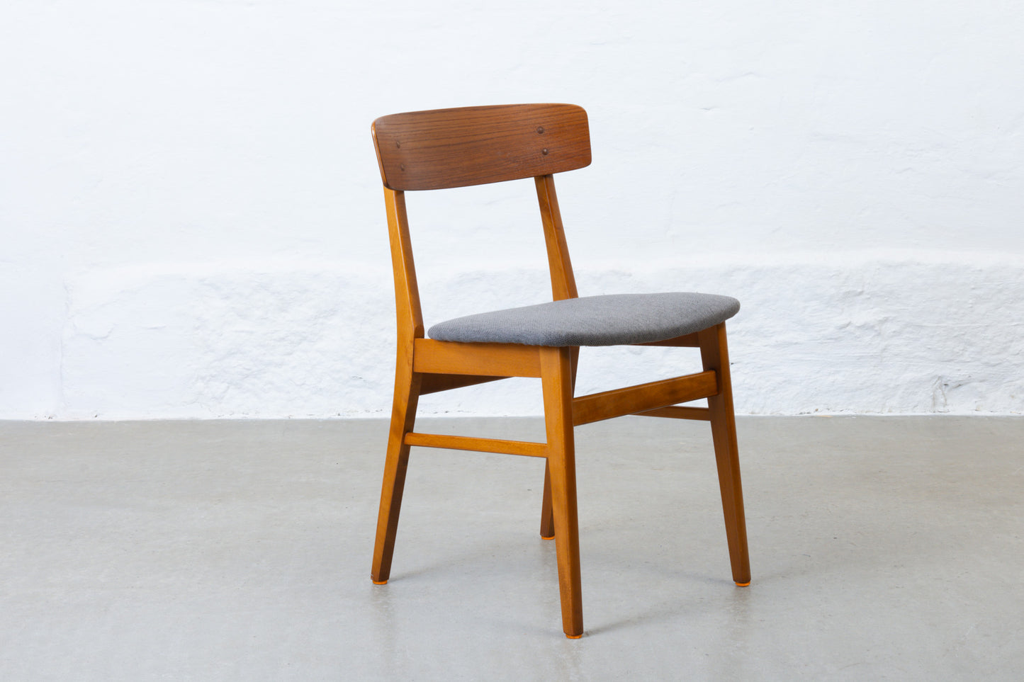 Newly reupholstered: 1960s set of teak + beech chairs by Farstrup Møbler