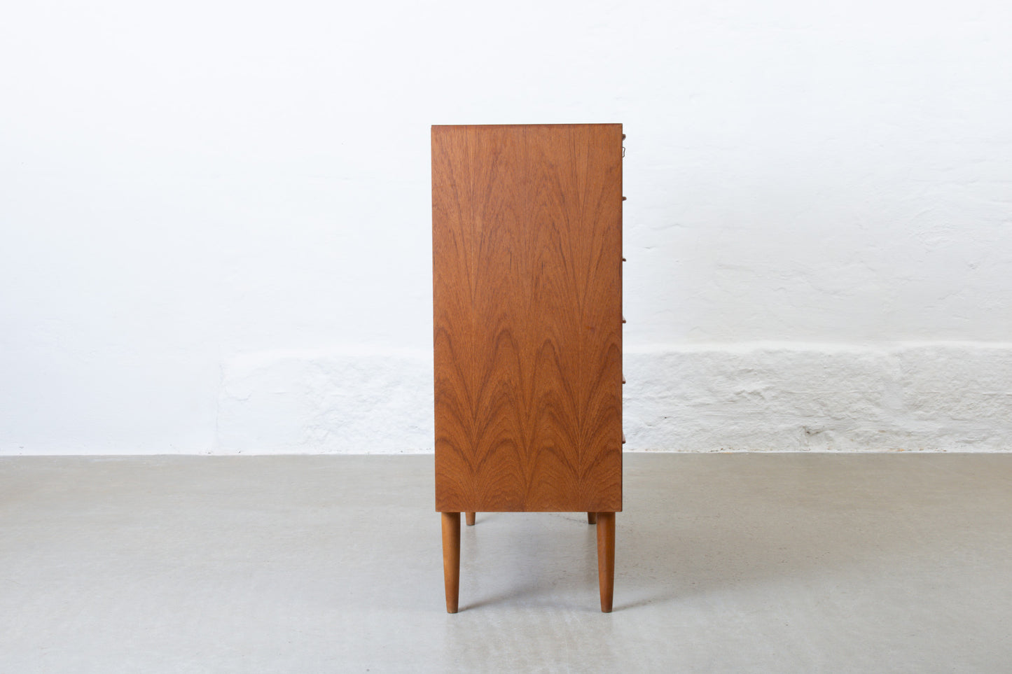 1960s teak chest of drawers - 90W cm