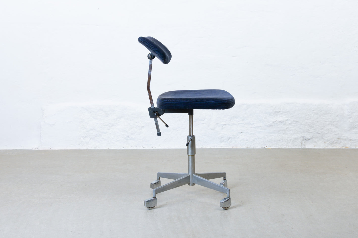 1960s task chair by Labofa