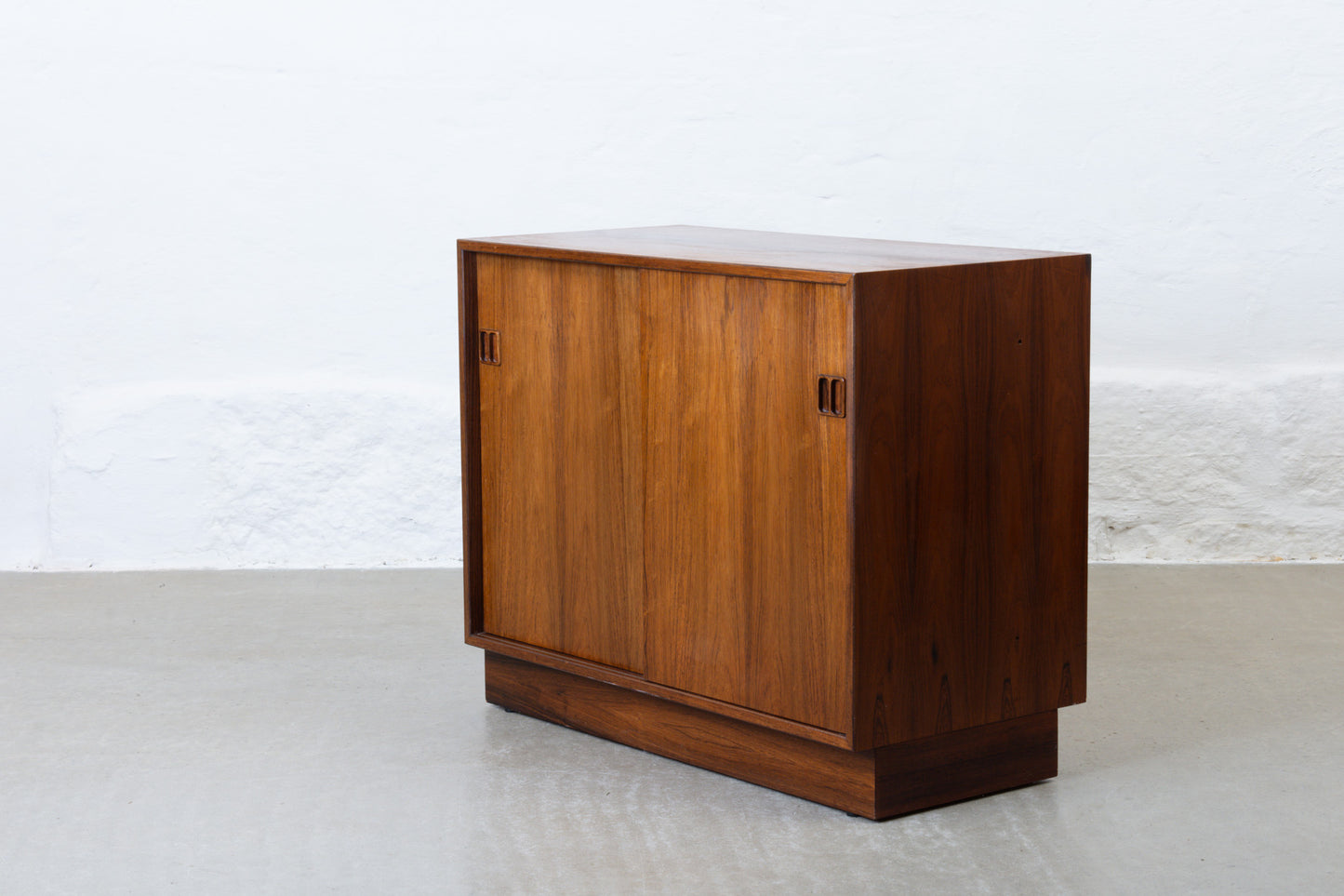 1960s short sideboard in rosewood no. 1