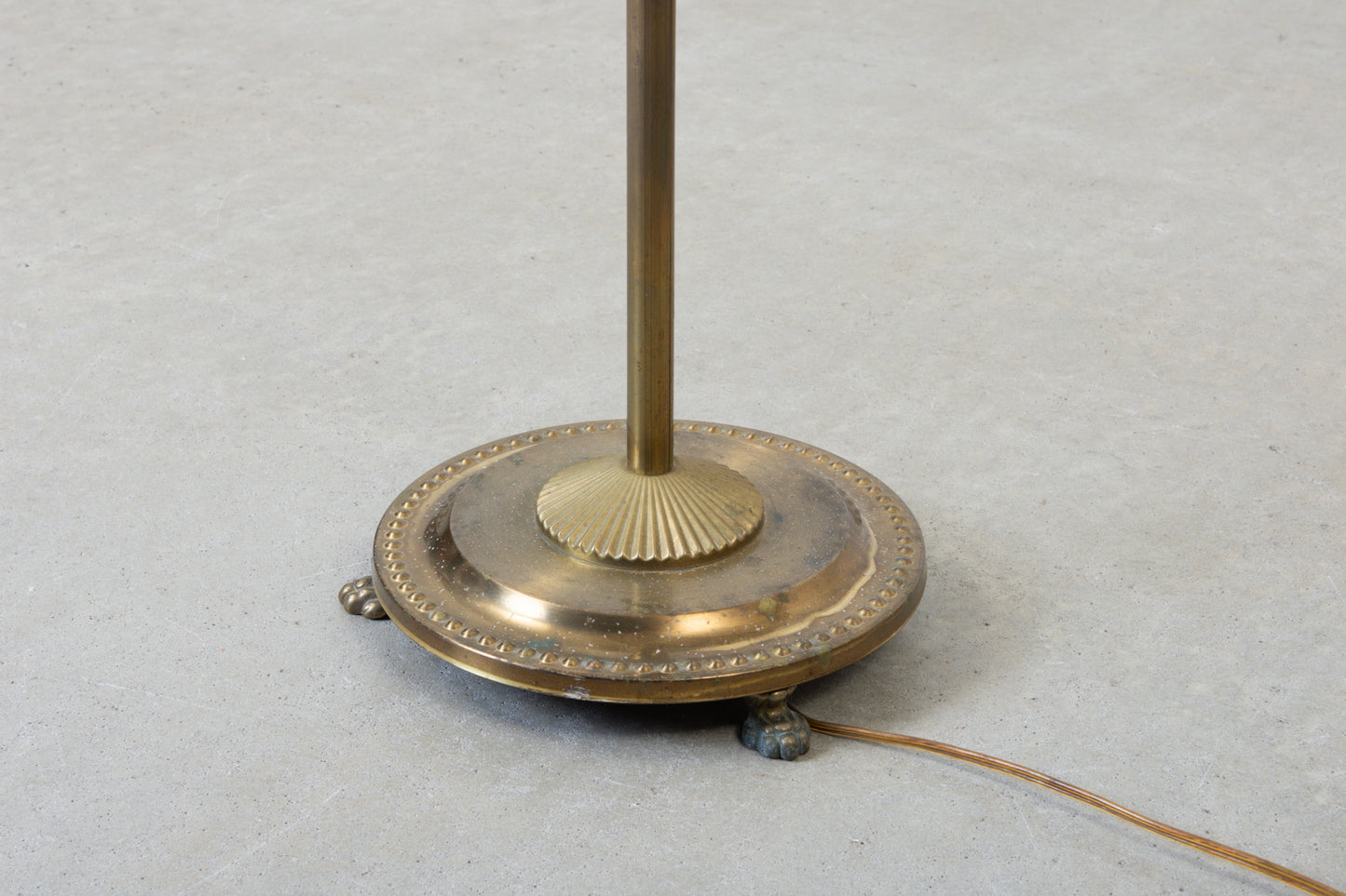 1940s brass + glass floor lamp by Laoni Belysning
