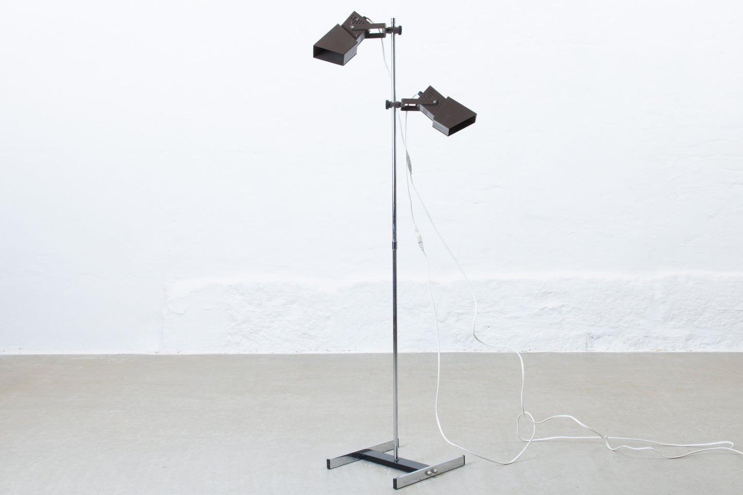 1970s twin-headed floor lamp by Davids Lampe