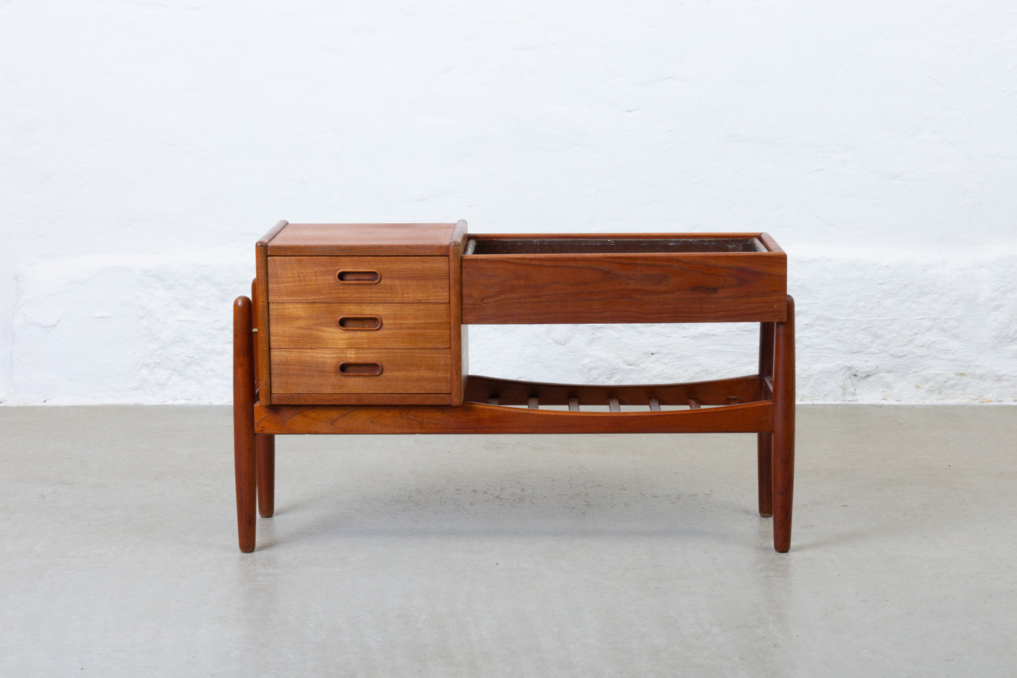 1960s teak planter table by Arne Wahl Iversen