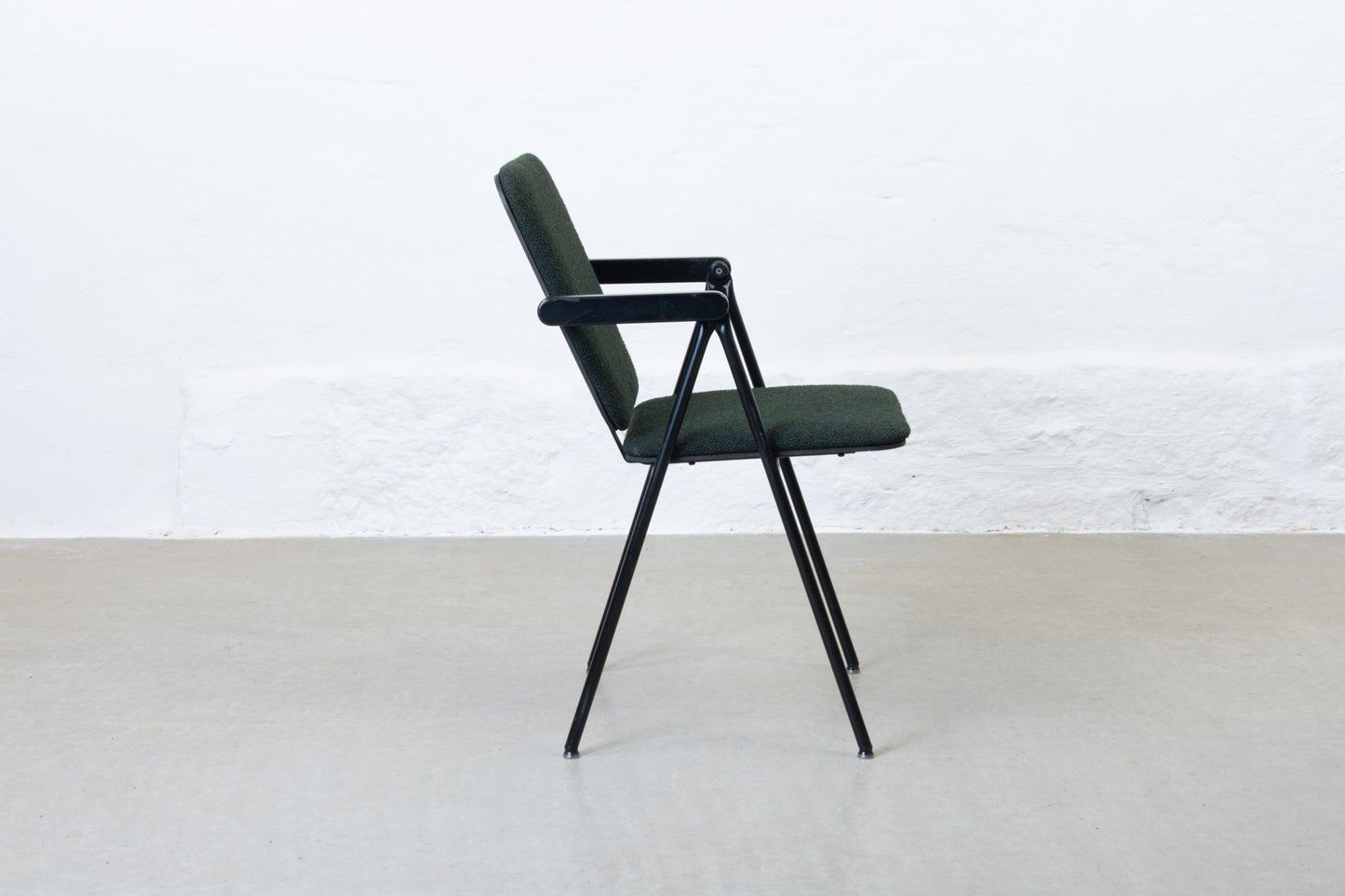 Newly reupholstered: 1980s armchair by Yrjö Kukkapuro