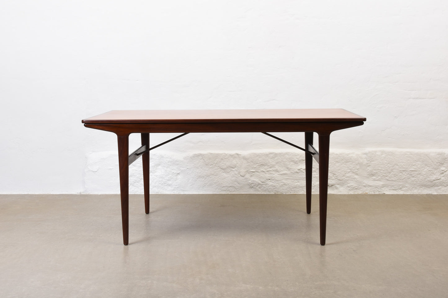 1960s extending dining table in teak by Johannes Andersen