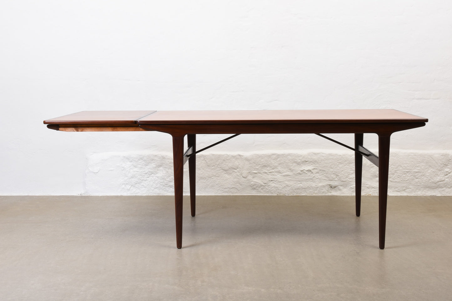 1960s extending dining table in teak by Johannes Andersen