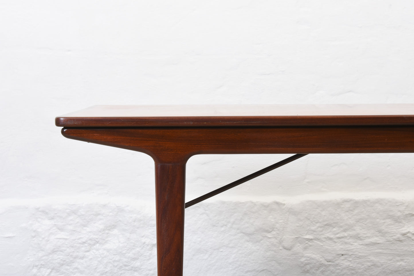 1960s extending dining table in teak by Johannes Andersen