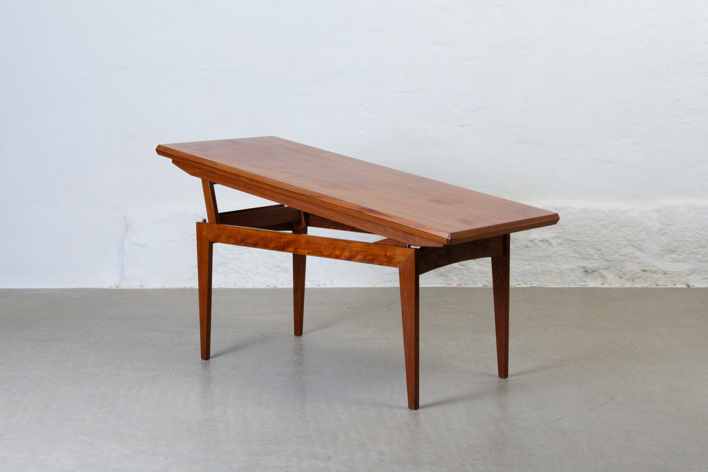 1960s coffee/dining table in teak