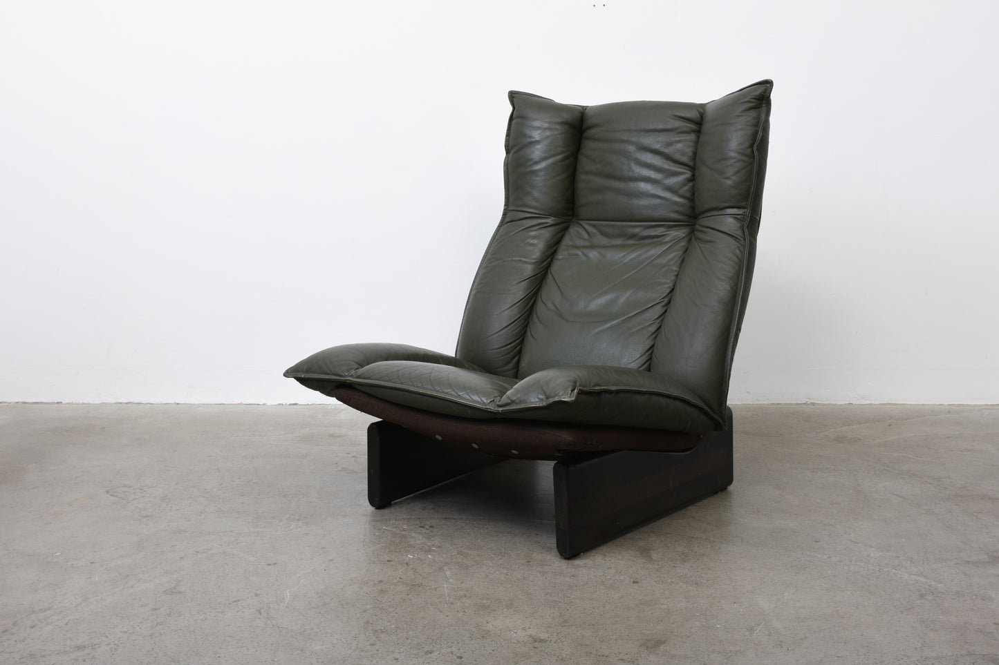 1970s Finnish leather lounger