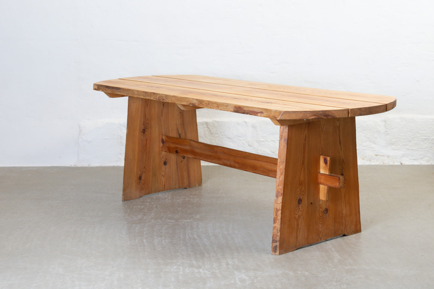 1970s raw edge dining table in pine