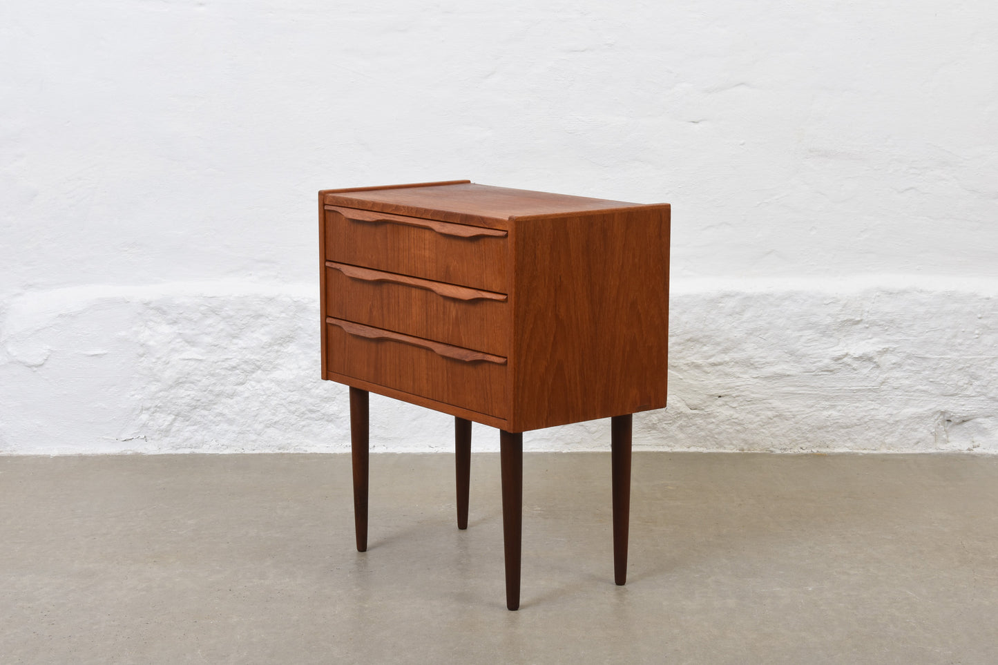 1960s low teak chest with lipped handles no. 2