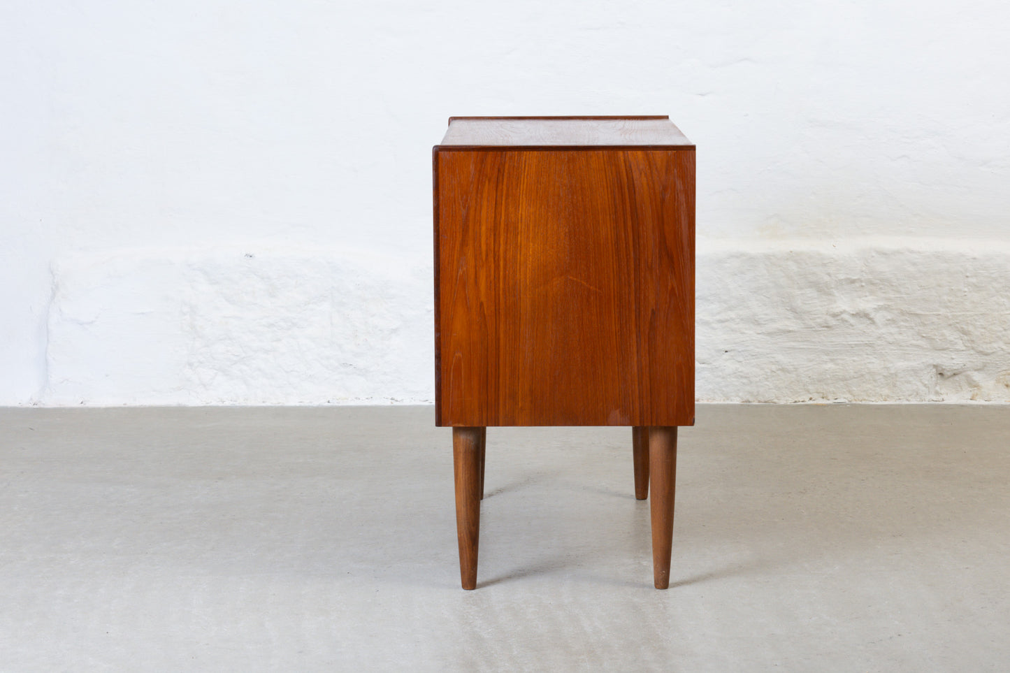 1960s short teak chest of drawers