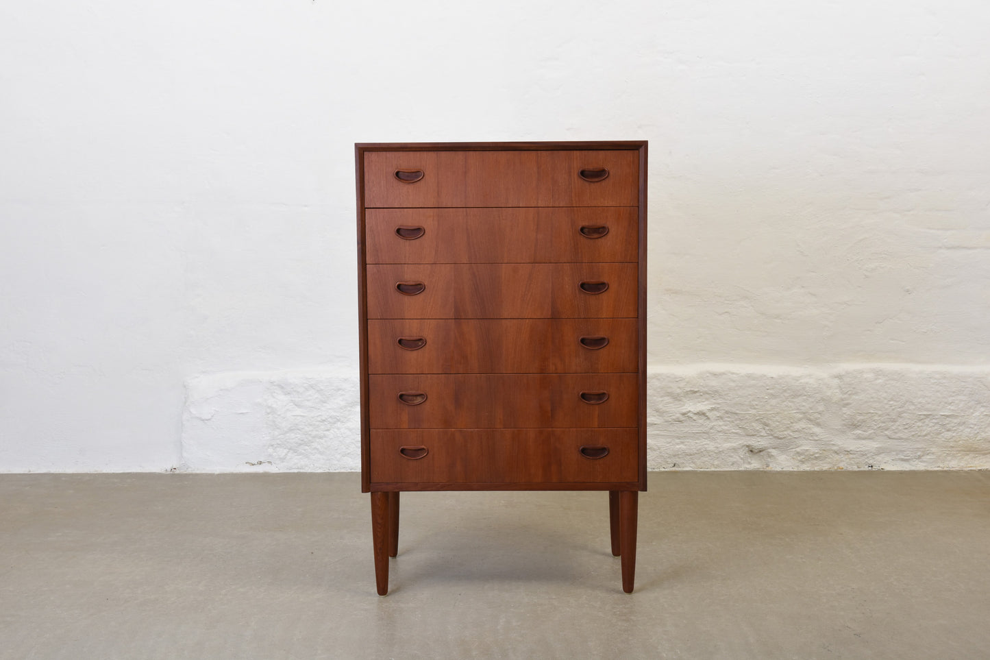 1960s teak chest with inset handles no. 1