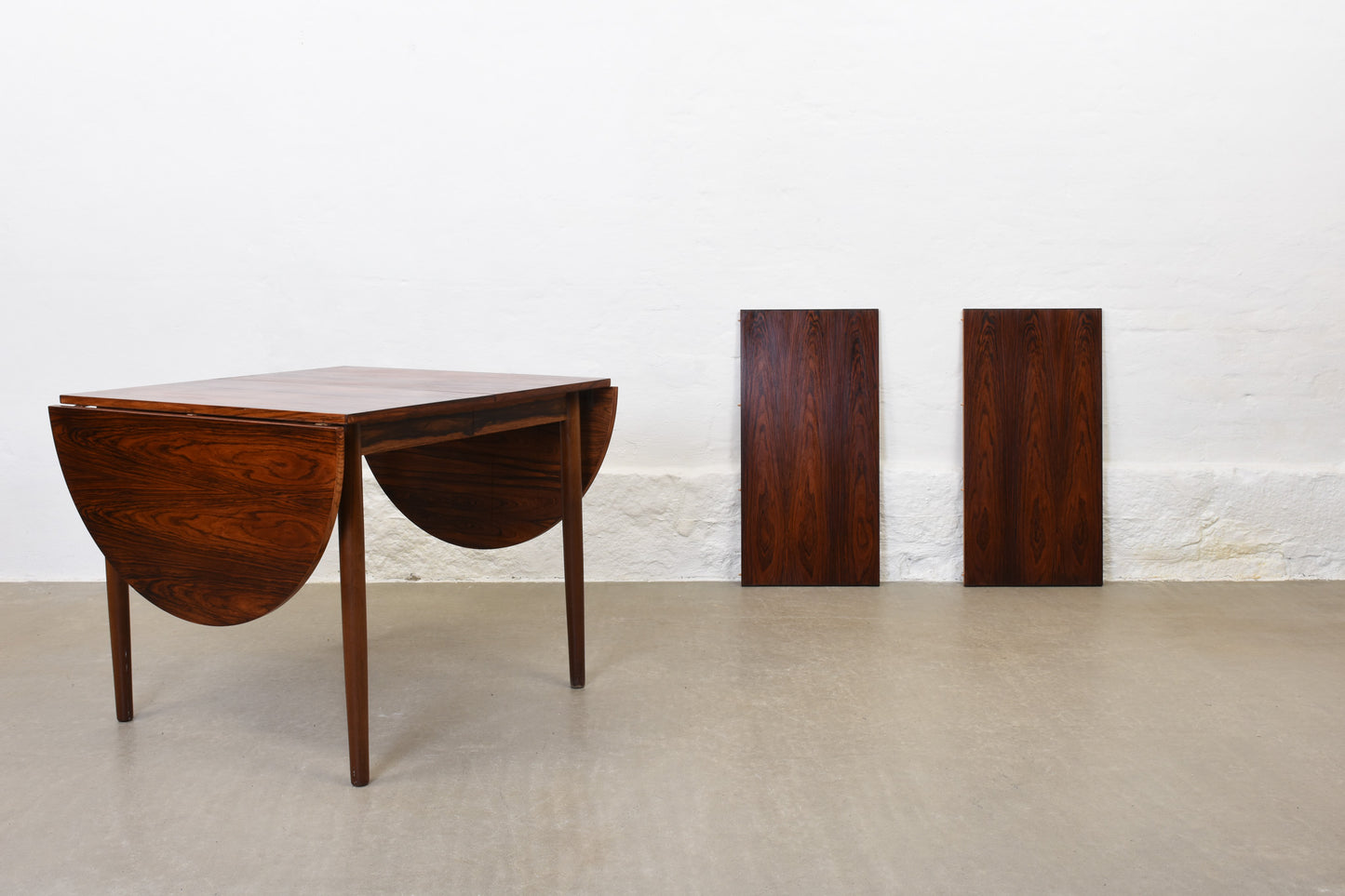 1960s extending dining table in rosewood