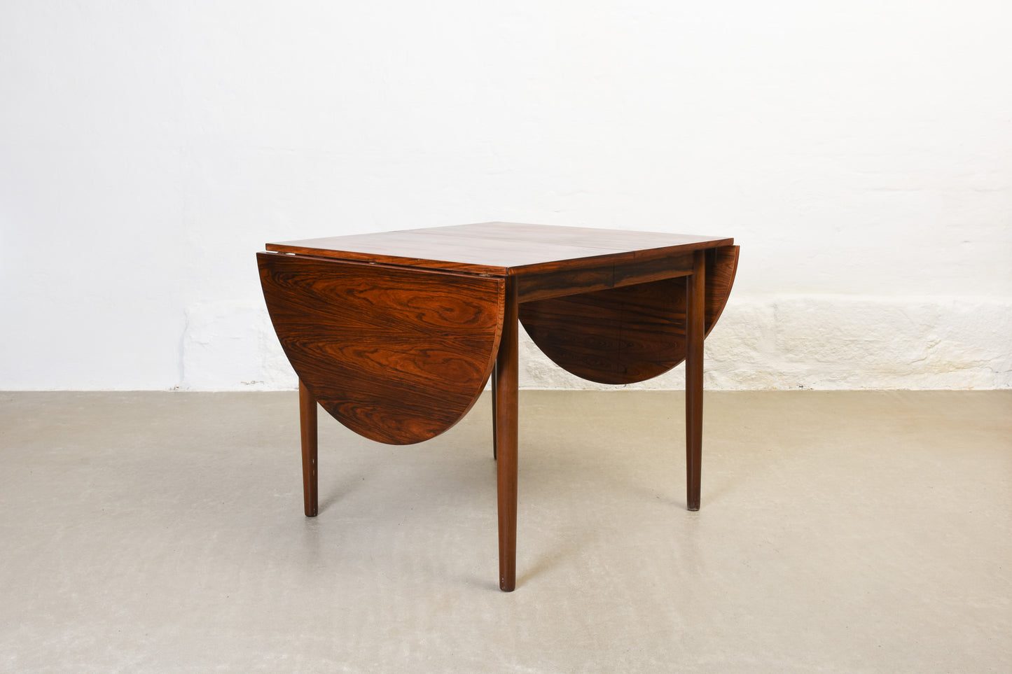 1960s extending dining table in rosewood