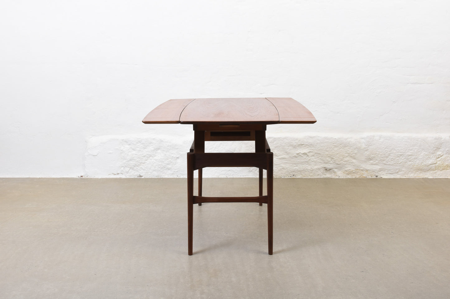 1960s coffee/dining table in teak