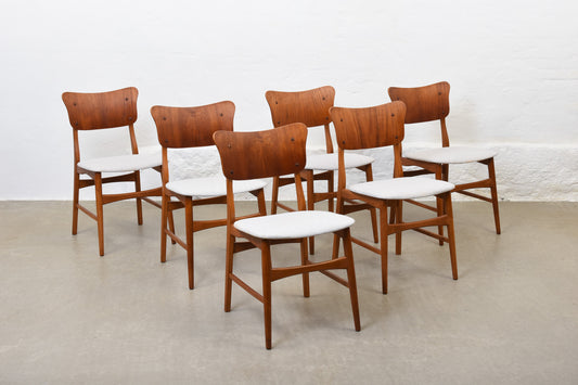 Newly reupholstered: Set of six 1950s chairs in teak + oak