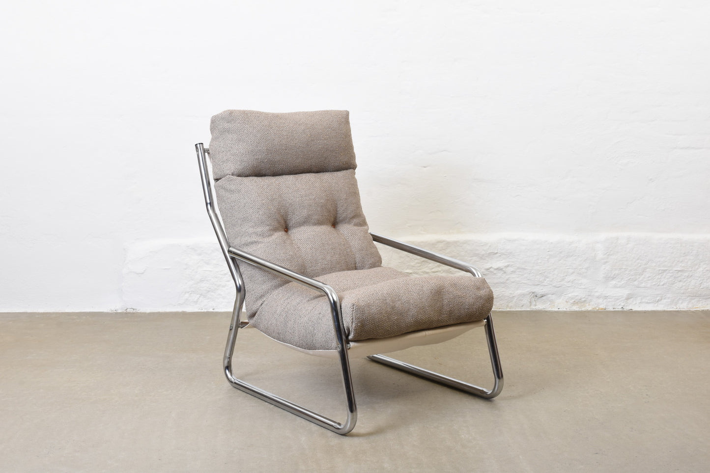 Newly reupholstered: 1970s 'Pixi' lounger by Gillis Lundgren