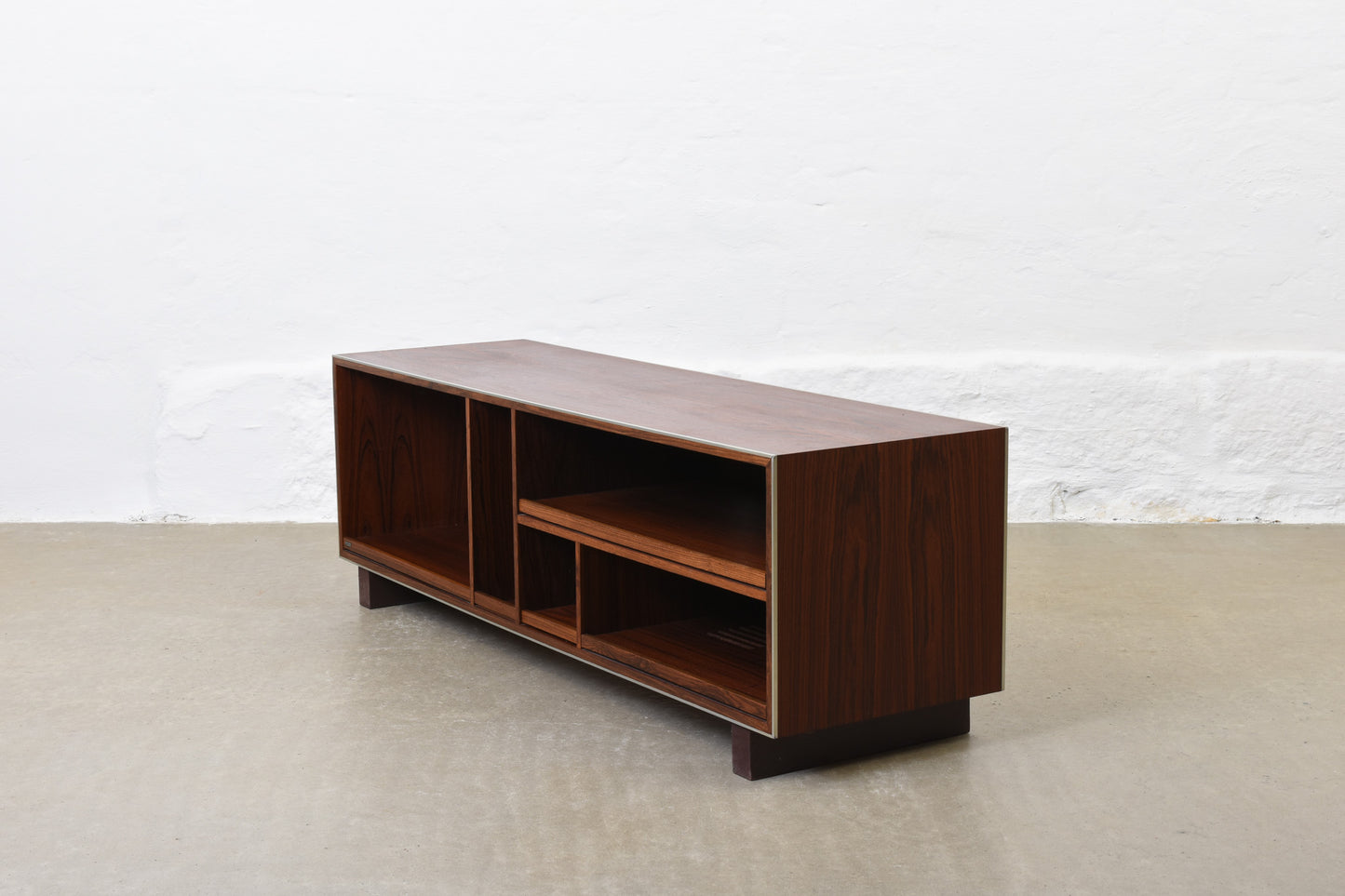 1980s rosewood hi-fi cabinet by Bang & Olufsen