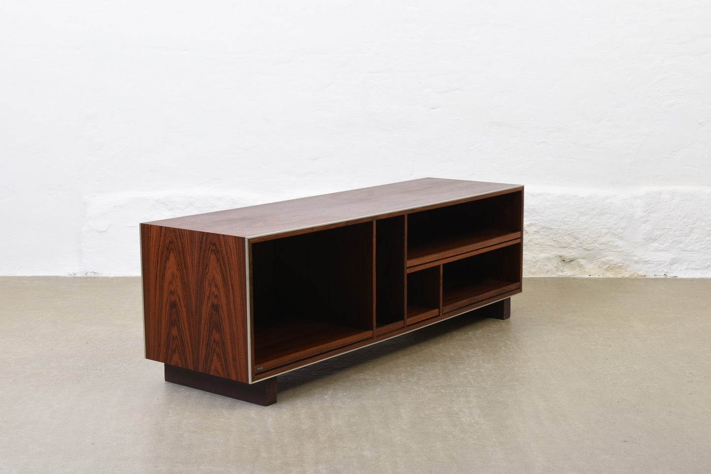 1980s rosewood hi-fi cabinet by Bang & Olufsen