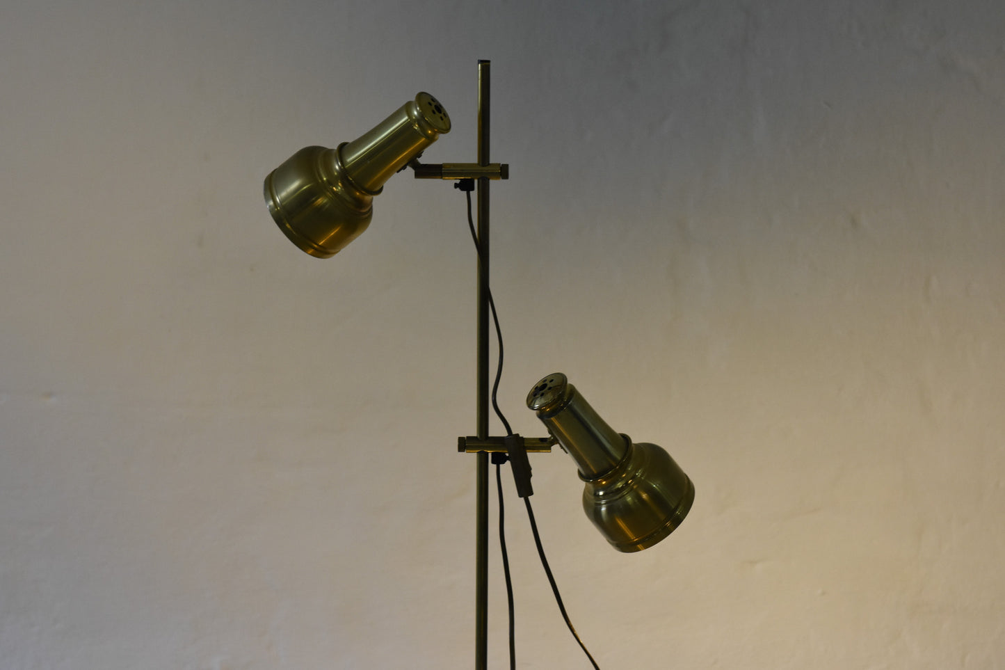 1960s twin-headed brass floor lamp