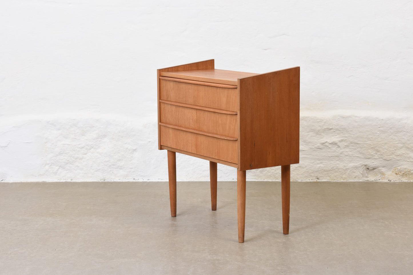 1960s low oak chest of drawers